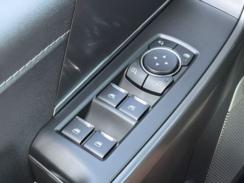 Used 2024 Ford F150 Lariat AWD/4WD image 25