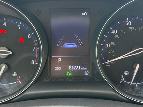 Used 2019 Toyota C-HR XLE FWD image 46