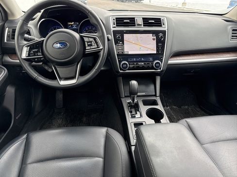Used 2018 Subaru Outback 3.6R Limited image 8