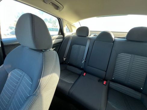 Used 2025 Kia K5 LXS image 44