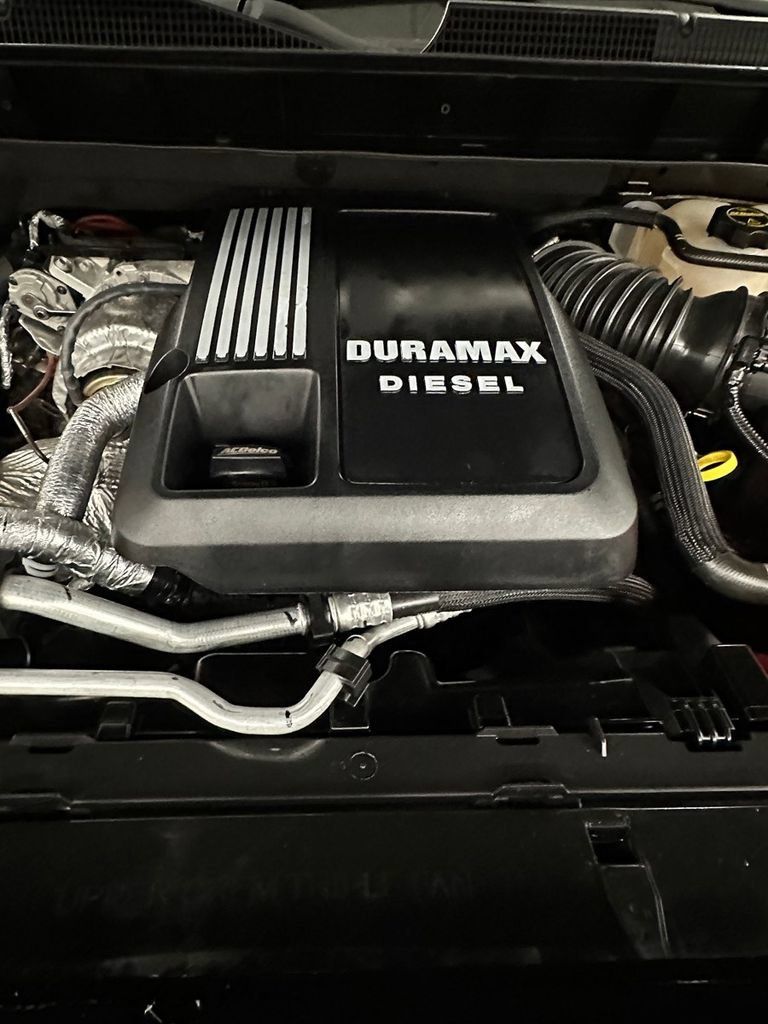Used 2024 Chevrolet Silverado 1500 RST w/ Convenience Package II AWD/4WD image 7