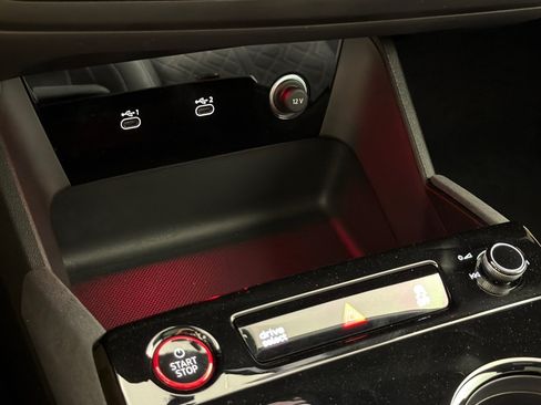 New 2027 Audi SQ6 e-tron Premium Plus AWD/4WD image 19