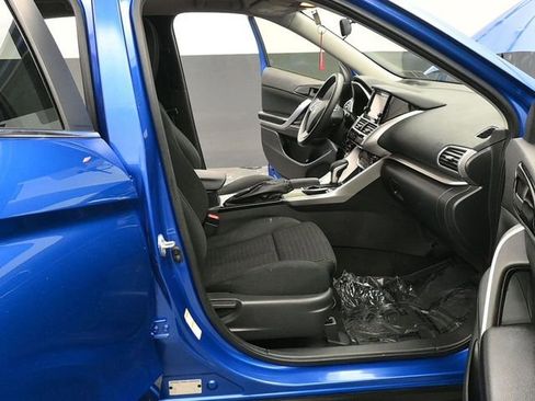 Used 2020 Mitsubishi Eclipse Cross ES image 10