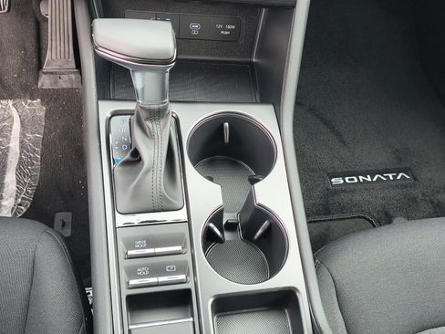 New 2026 Hyundai Sonata SE FWD image 25