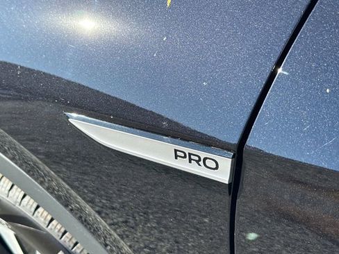 New 2026 Volkswagen ID.4 Pro image 13