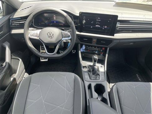 New 2025 Volkswagen Jetta Sport image 32