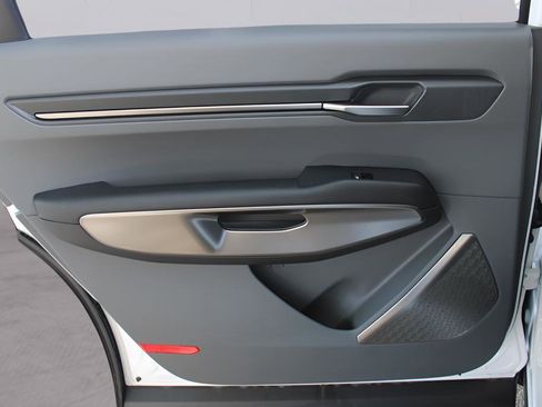 New 2026 Kia EV9 Light RWD image 42