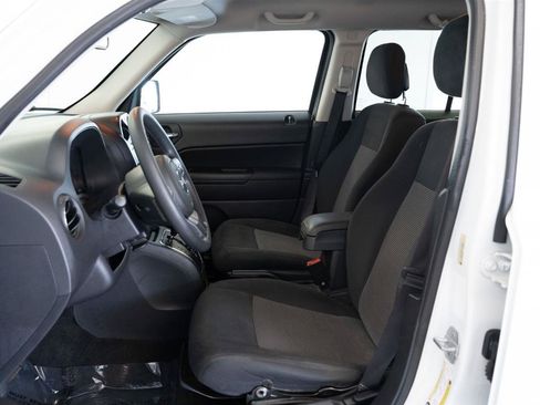 Used 2014 Jeep Patriot Sport w/ Power Value Group FWD image 11