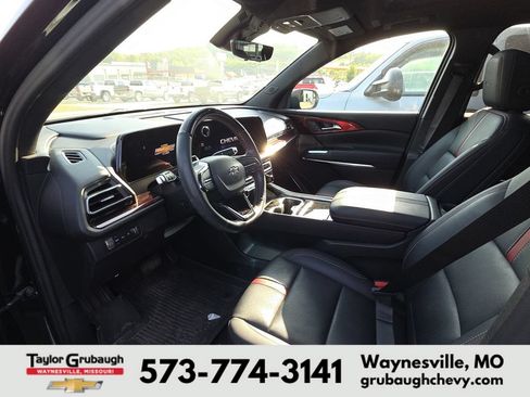Used 2024 Chevrolet Traverse RS AWD/4WD image 8