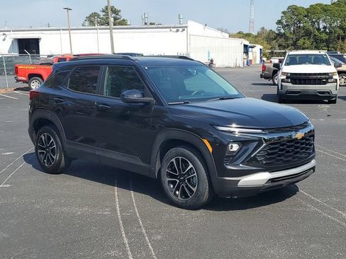 Certified 2025 Chevrolet TrailBlazer LT image 32