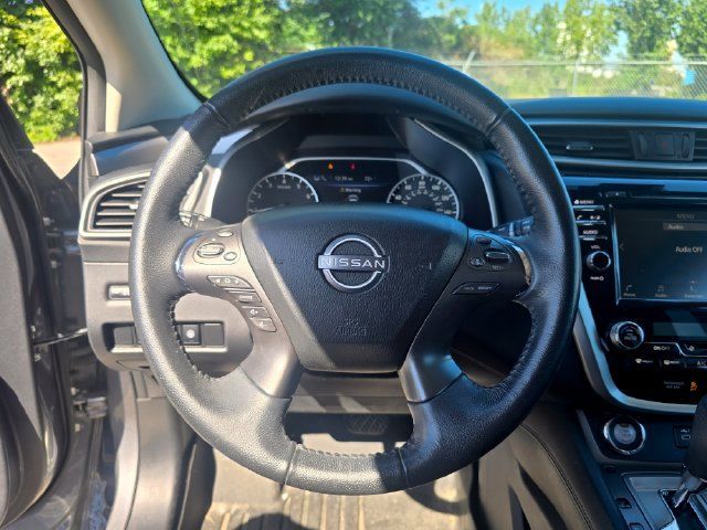 Used 2023 Nissan Murano SV FWD image 22