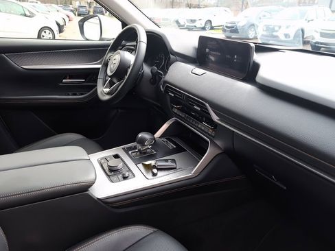 Certified 2024 MAZDA CX-90 3.3 Turbo w/ Preferred Plus image 9