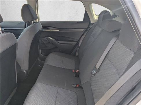 Used 2022 Kia Seltos LX image 15