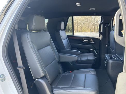 Used 2025 GMC Yukon Denali image 45