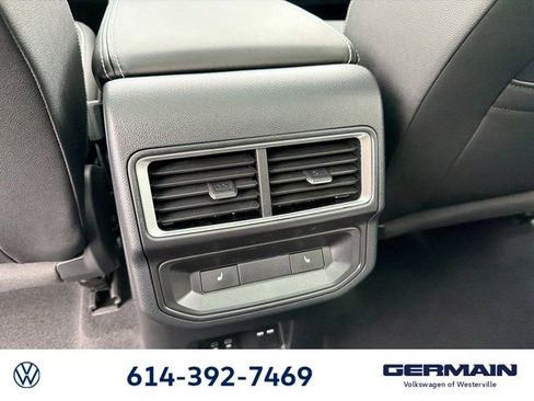 New 2026 Volkswagen Atlas Cross Sport SEL Premium R-Line AWD/4WD image 19