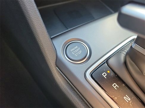 New 2026 Kia Sportage EX image 36