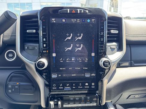 Used 2024 RAM 4500 Laramie AWD/4WD image 19