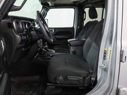 Used 2023 Jeep Wrangler Unlimited AWD/4WD image 13
