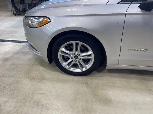 Used 2018 Ford Fusion S image 6