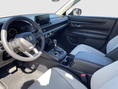 Used 2024 Honda CR-V LX image 4