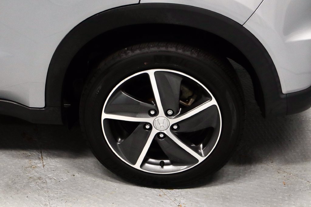 Used 2021 Honda HR-V EX-L image 18
