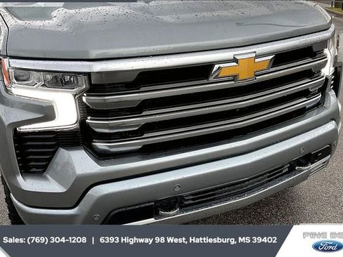 Used 2023 Chevrolet Silverado 1500 High Country image 22