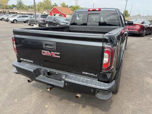 Used 2017 GMC Sierra 1500 Denali image 8