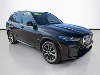 Used 2025 BMW X5 xDrive40i w/ M Sport Package video 1