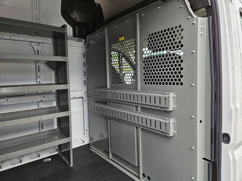Used 2025 RAM ProMaster 3500 FWD image 15