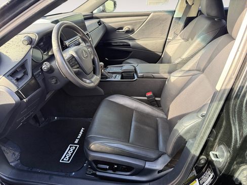 Used 2022 Lexus ES 300h w/ Premium Package image 10