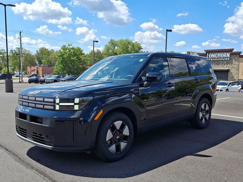 New 2026 Hyundai Santa Fe SE image 2