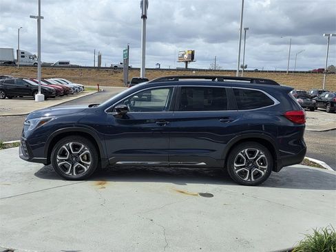 Used 2024 Subaru Ascent Limited w/ Technology Package image 6