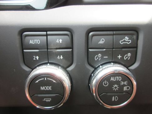 New 2026 GMC Sierra 1500 Denali Ultimate AWD/4WD image 19