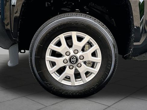 Used 2024 Toyota Tacoma SR5 AWD/4WD image 11