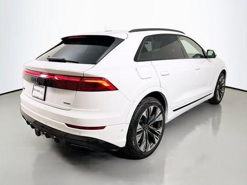New 2026 Audi Q8 Premium Plus image 7