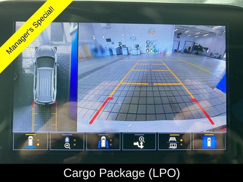 Used 2024 Chevrolet Equinox LT image 3