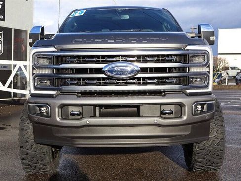Used 2024 Ford F350 Platinum AWD/4WD image 8