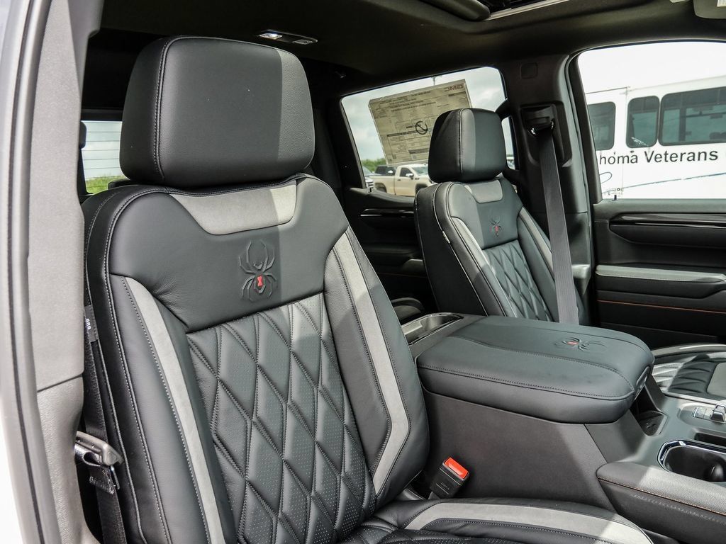 New 2026 GMC Sierra 1500 AT4 w/ AT4 Premium Package AWD/4WD image 23