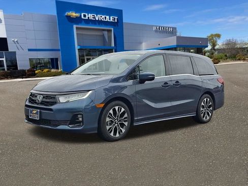 Used 2025 Honda Odyssey Elite image 32