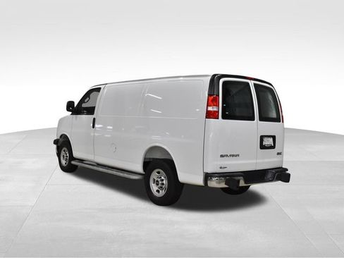 Used 2025 GMC Savana 2500 w/ Driver Convenience Package RWD image 6