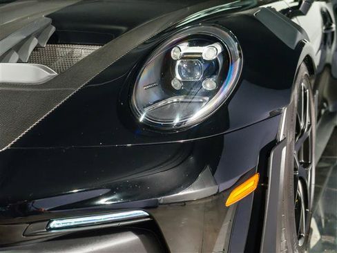 Certified 2024 Porsche 911 GT3 RS RWD image 11