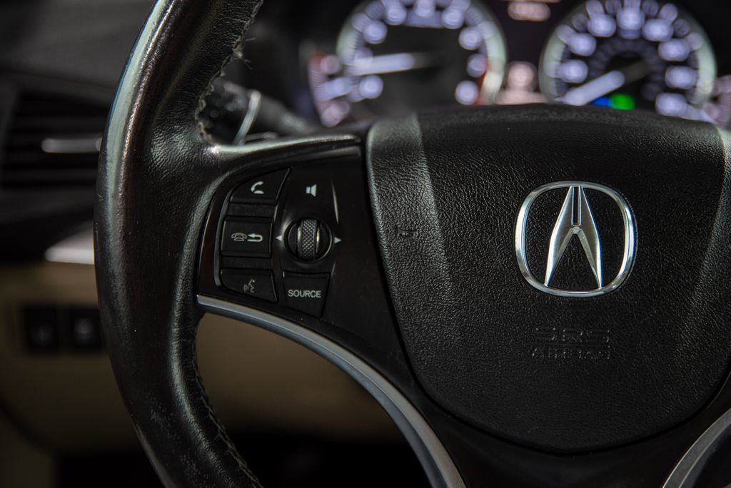 Used 2016 Acura MDX w/ Technology Package AWD/4WD image 22