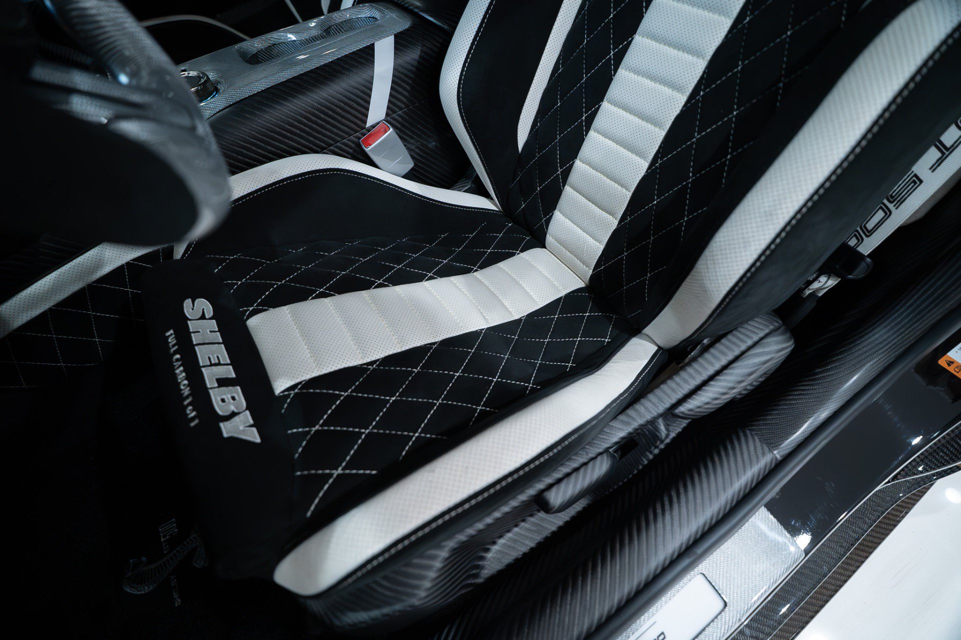 Used 2022 Ford Mustang Shelby GT500 w/ Carbon Fiber Track Pack RWD image 11