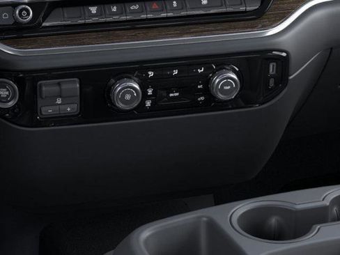 New 2026 GMC Sierra 2500 SLE image 95