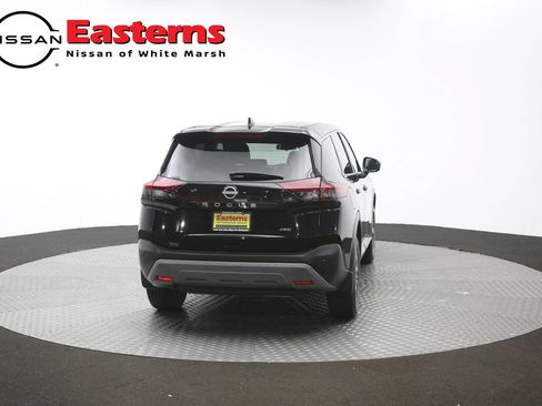 Used 2023 Nissan Rogue S AWD/4WD image 37