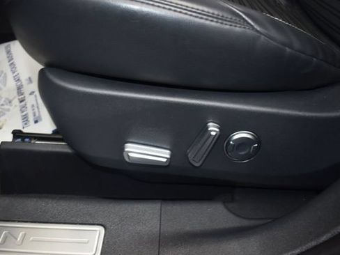 Used 2024 Lincoln Nautilus Reserve AWD/4WD image 16