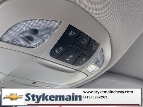 Used 2022 Chrysler Pacifica Touring-L image 52