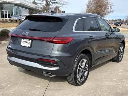 Used 2025 Audi Q5 Premium image 3