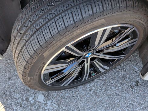Used 2026 BMW 330i xDrive Sedan w/ Convenience Package AWD/4WD image 13