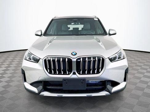 Used 2025 BMW X1 xDrive28i AWD/4WD image 3